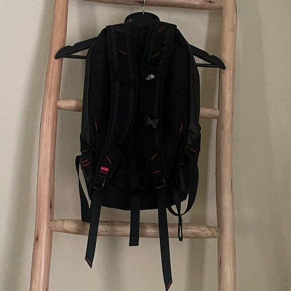 The North Face x Supreme Black Backpack - Picture 2 of 3